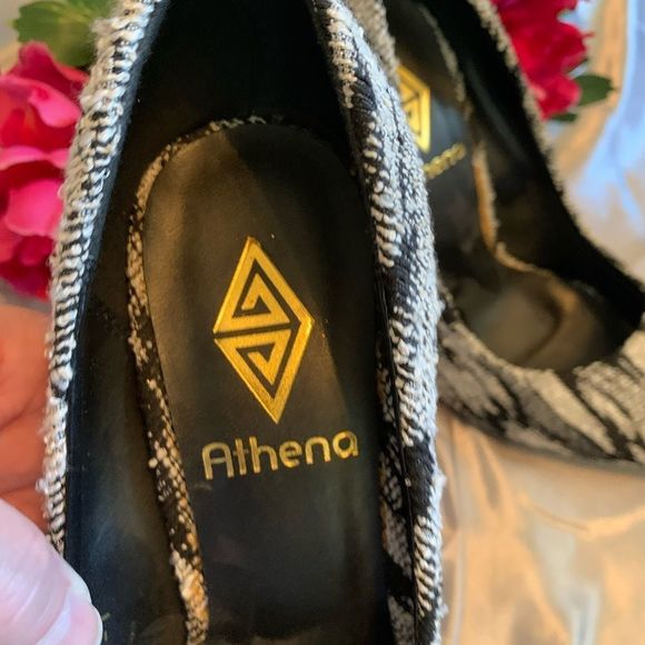 Black and Cream Cloth Heels 7.5 - Picture 6 of 8